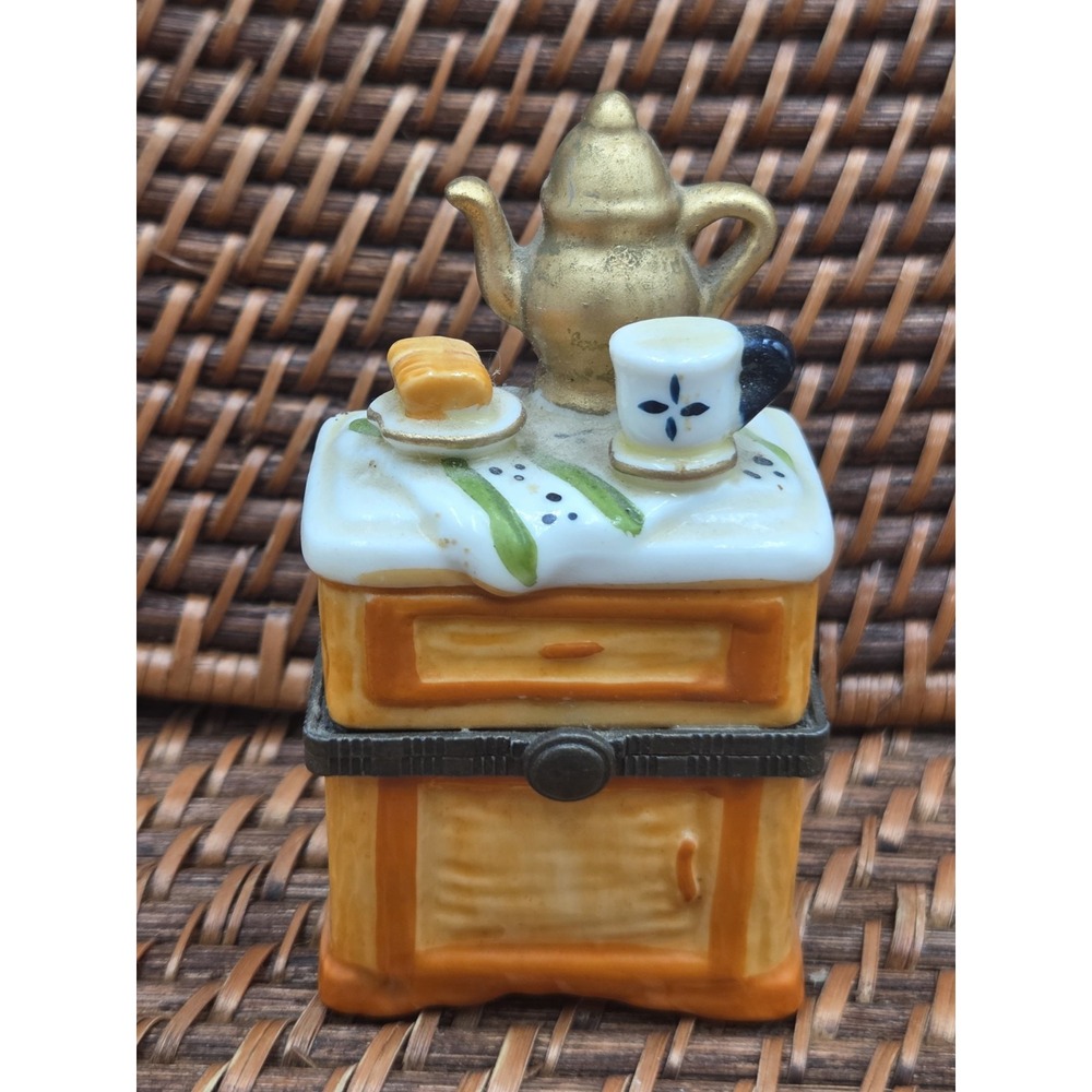 Vintage Silvestri Mini Tea Time Ceramic Hinged Trinket Box 3" Teapot Cabinet